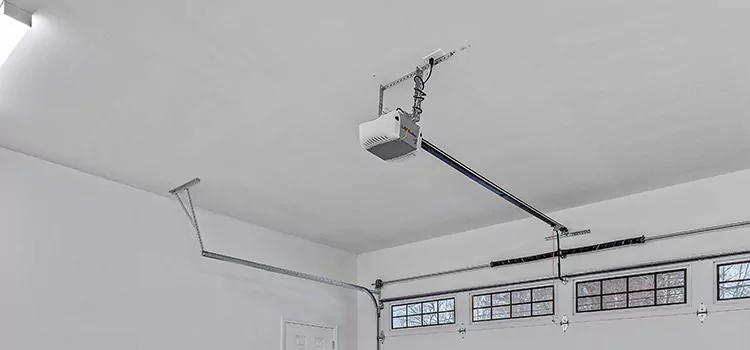 Experienced Garage Door Installers Foothill Farms